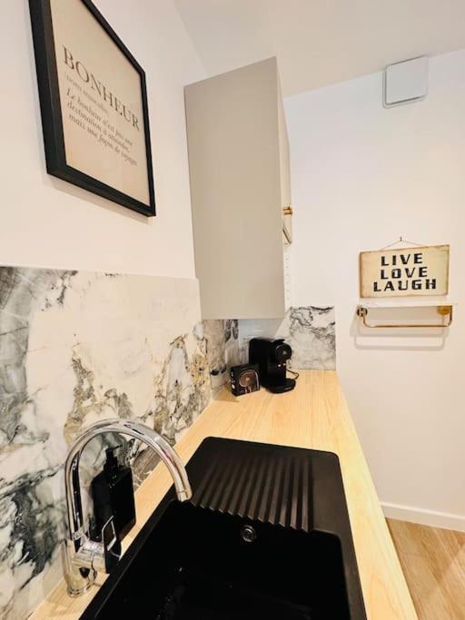 Les Appartements De Nana 2 - T2 Hypercentre, Rue Meynadier, Palais & Plage, Clim, Wifi كان المظهر الخارجي الصورة